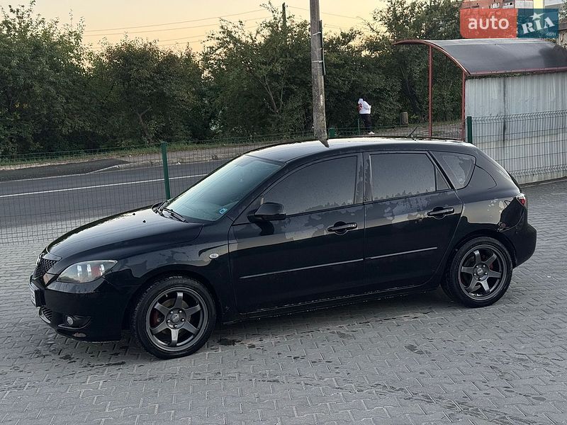 Хетчбек Mazda 3 2005 в Хмельницькому