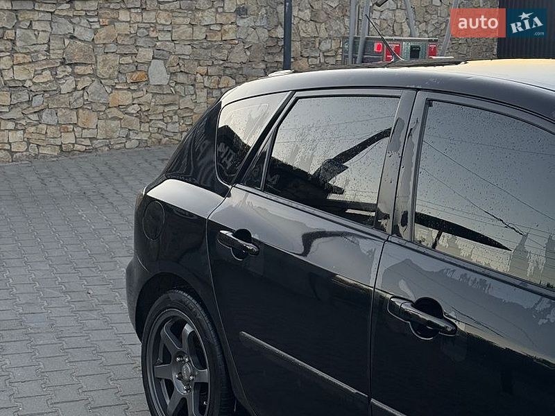 Хетчбек Mazda 3 2005 в Хмельницькому