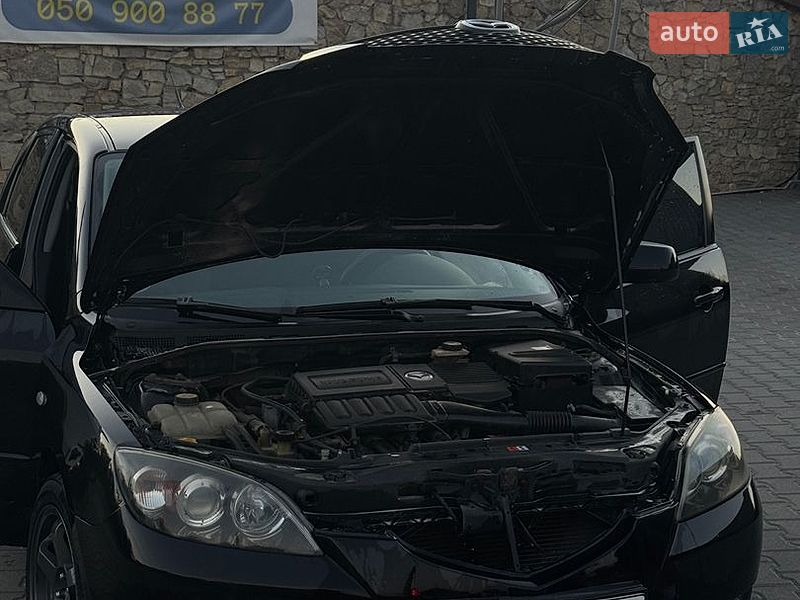 Хетчбек Mazda 3 2005 в Хмельницькому