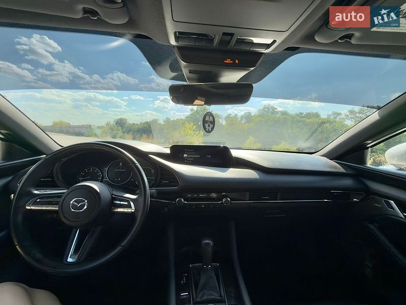 Хетчбек Mazda 3 2022 в Павлограді фото 16 Хетчбек Mazda 3 2022 в Павлограді