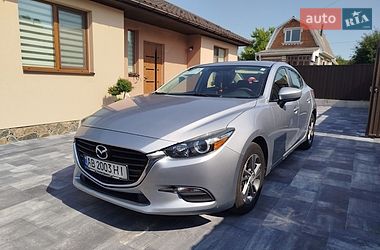 Седан Mazda 3 2016 в Вінниці