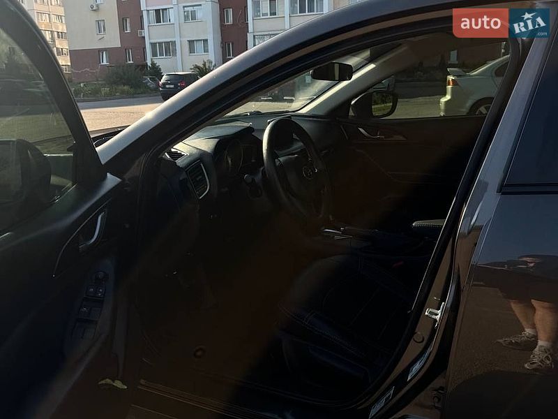 Седан Mazda 3 2014 в Харькове