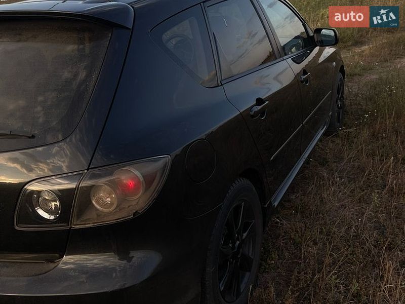 Хетчбек Mazda 3 2007 в Сарнах