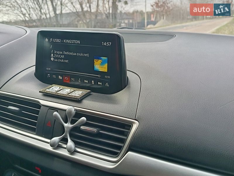 Седан Mazda 3 2017 в Броварах