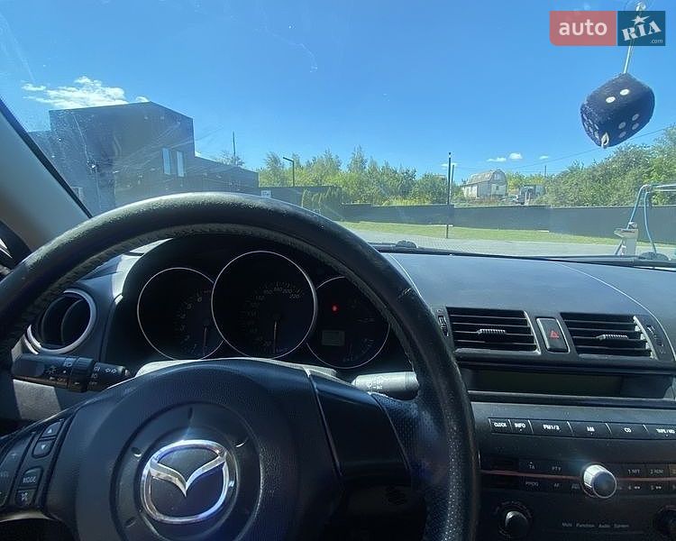 Седан Mazda 3 2004 в Фастові
