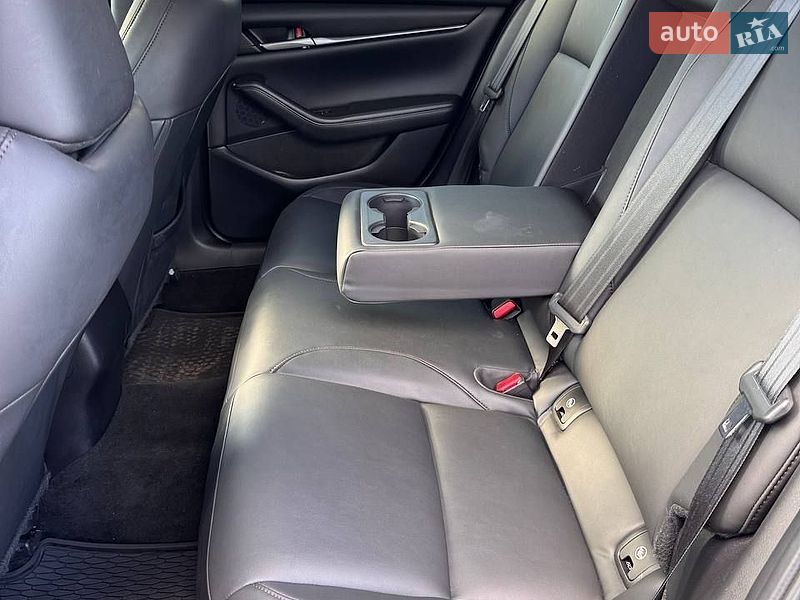 Седан Mazda 3 2022 в Києві