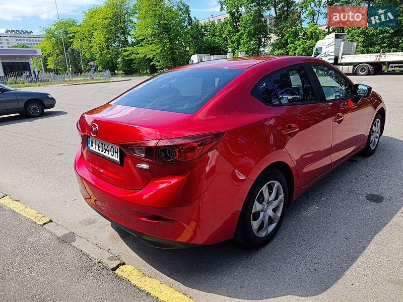 Седан Mazda 3 2016 в Києві