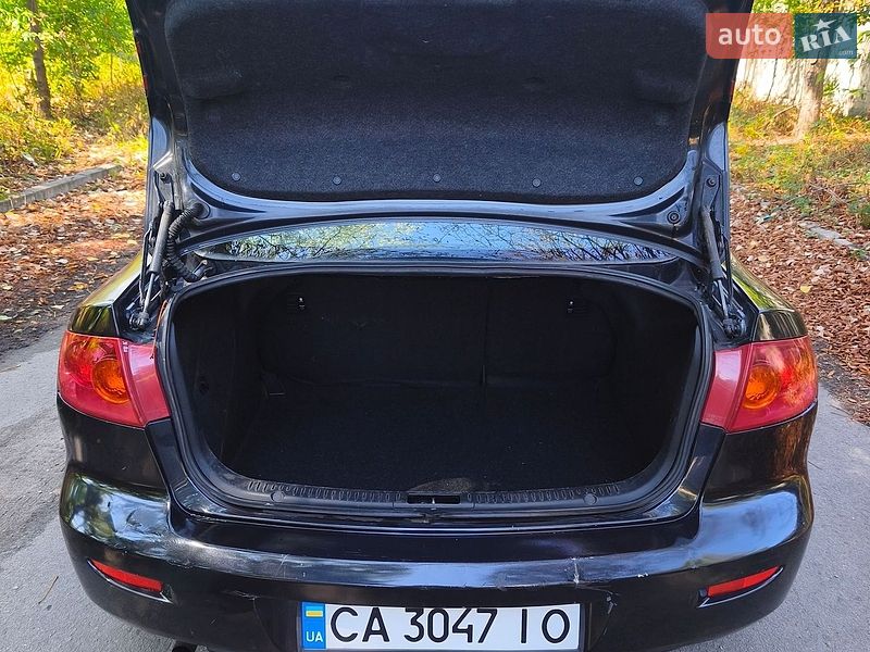 Седан Mazda 3 2005 в Черкассах