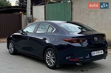 Седан Mazda 3 2020 в Киеве