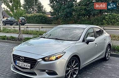 Седан Mazda 3 2018 в Виннице Седан Mazda 3 2018 в Виннице