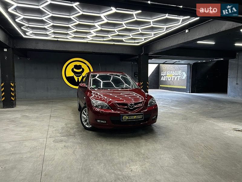 Хетчбек Mazda 3 2008 в Чернівцях
