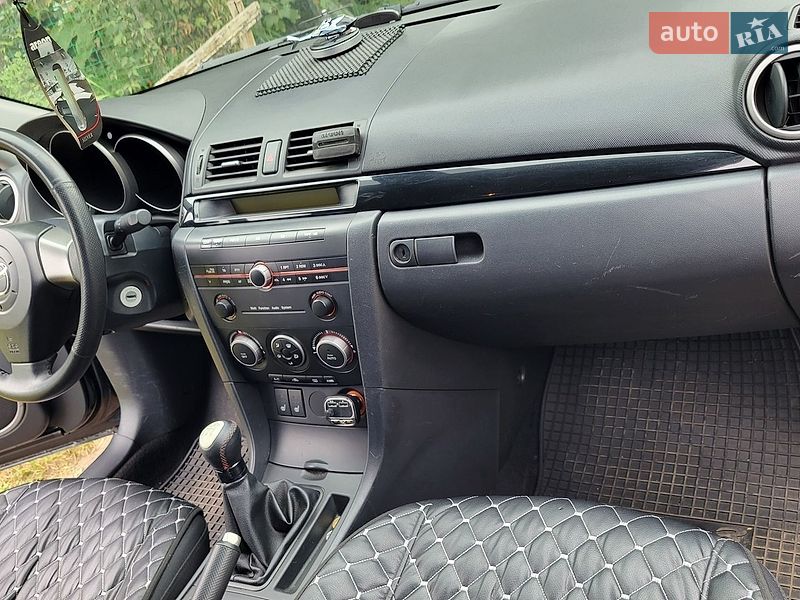 Седан Mazda 3 2004 в Конотопі