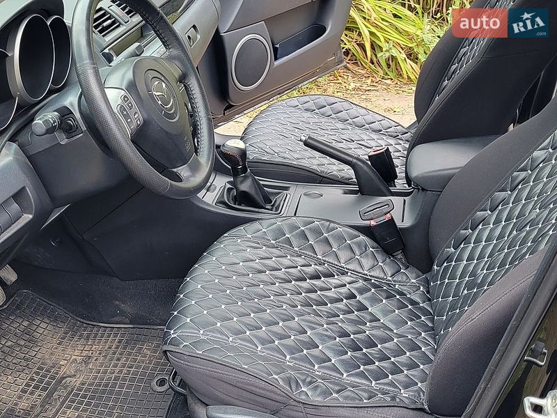 Седан Mazda 3 2004 в Конотопі