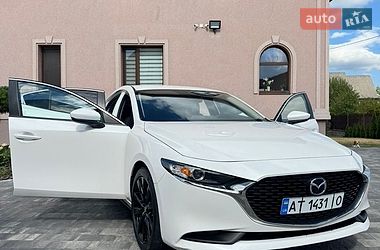 Седан Mazda 3 2021 в Коломые