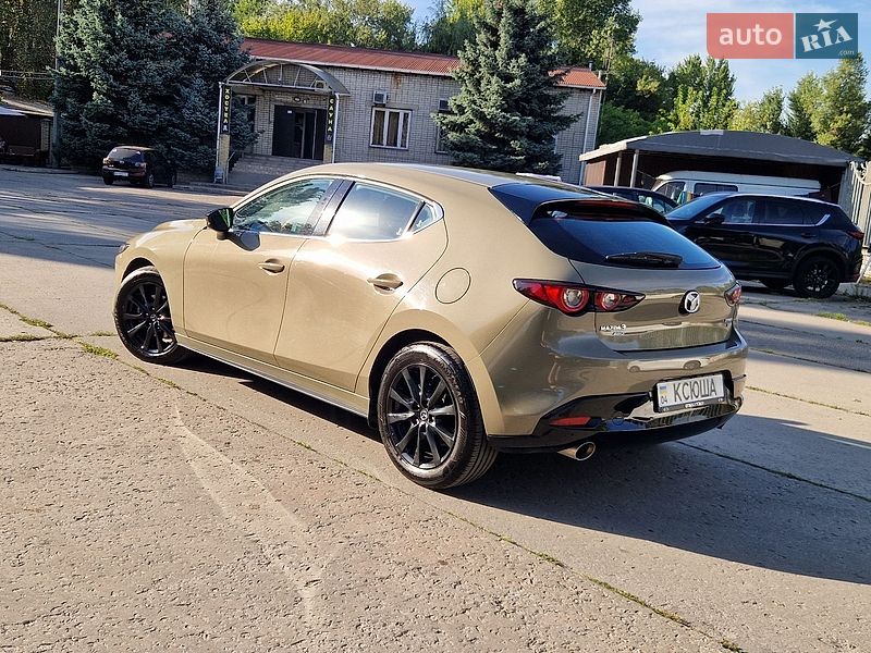 Хэтчбек Mazda 3 2023 в Днепре
