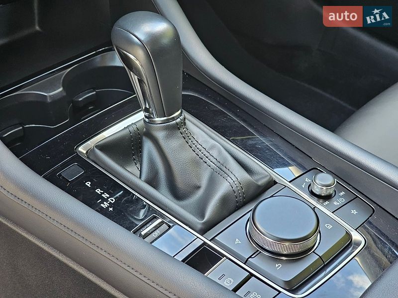 Седан Mazda 3 2023 в Киеве