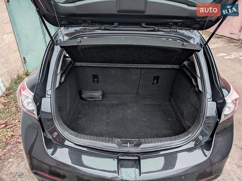 Хэтчбек Mazda 3 2010 в Харькове