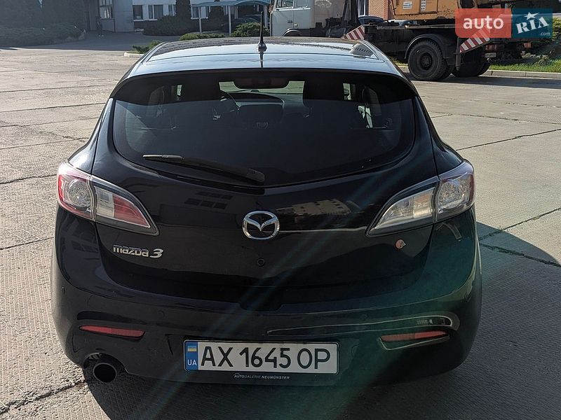Хэтчбек Mazda 3 2010 в Харькове