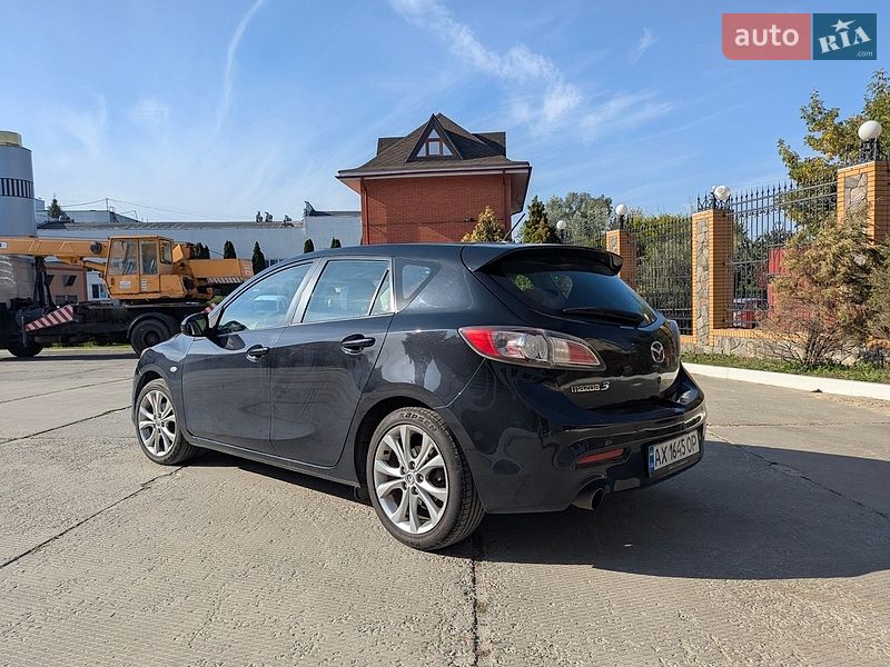 Хэтчбек Mazda 3 2010 в Харькове
