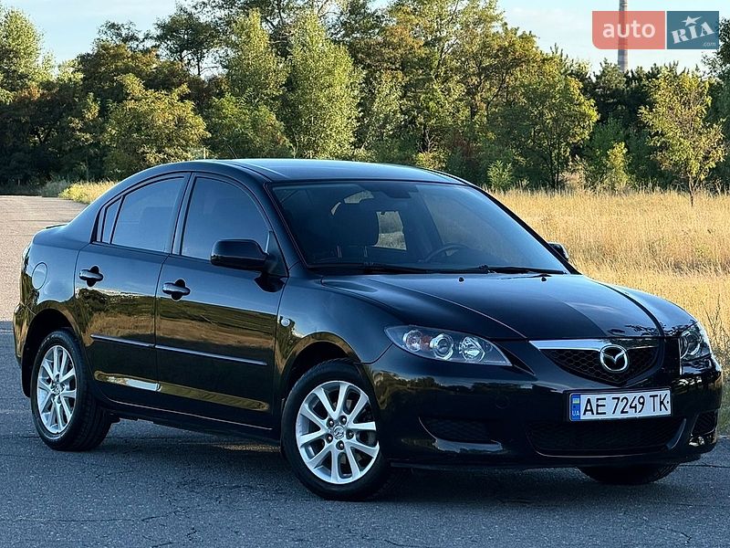 Седан Mazda 3 2008 в Днепре