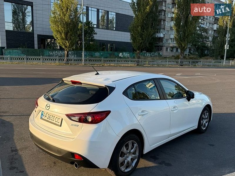 Хетчбек Mazda 3 2015 в Києві