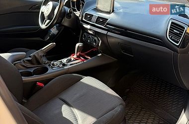 Хетчбек Mazda 3 2015 в Києві