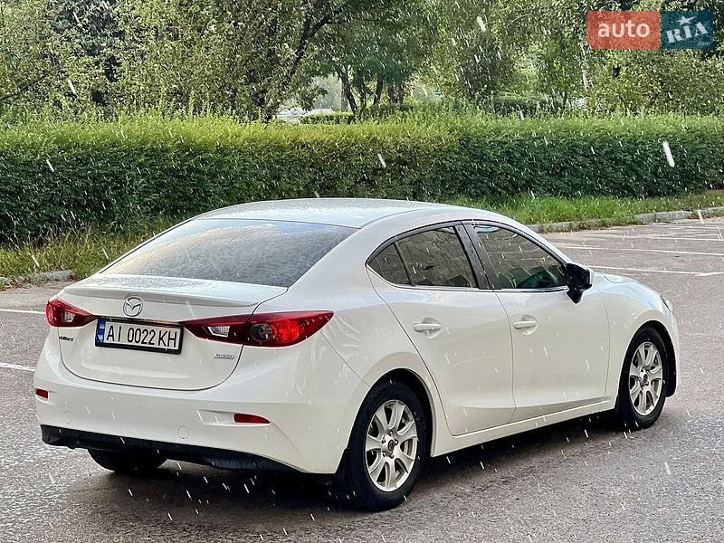 Седан Mazda 3 2014 в Обухові