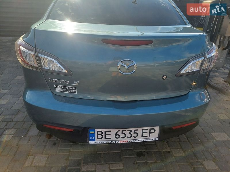 Седан Mazda 3 2010 в Николаеве