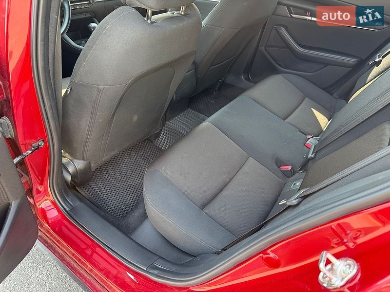 Хэтчбек Mazda 3 2019 в Киеве фото 30 Хэтчбек Mazda 3 2019 в Киеве