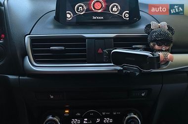 Седан Mazda 3 2017 в Одесі фото 24 Седан Mazda 3 2017 в Одесі