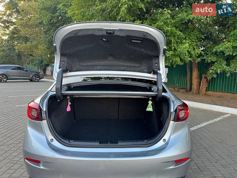 Седан Mazda 3 2017 в Одесі фото 30 Седан Mazda 3 2017 в Одесі