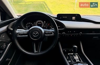 Седан Mazda 3 2021 в Киеве
