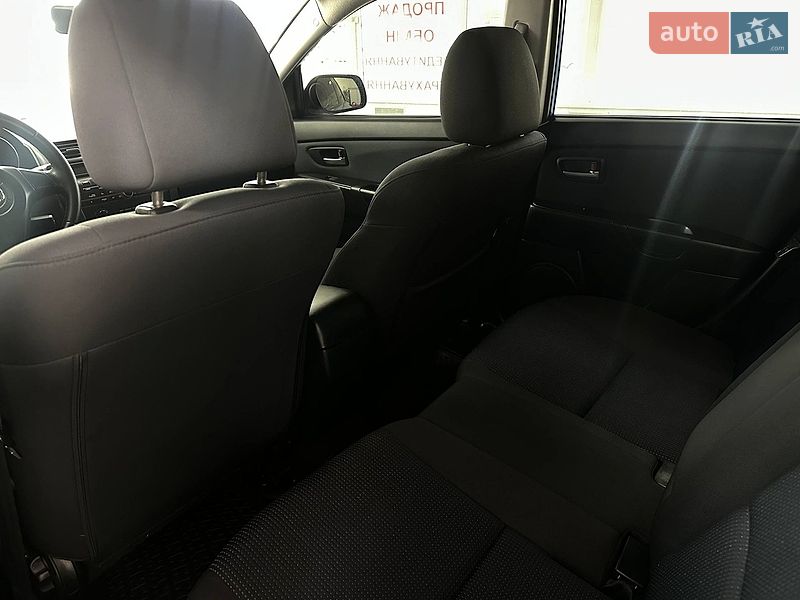 Хетчбек Mazda 3 2005 в Києві фото 24 Хетчбек Mazda 3 2005 в Києві