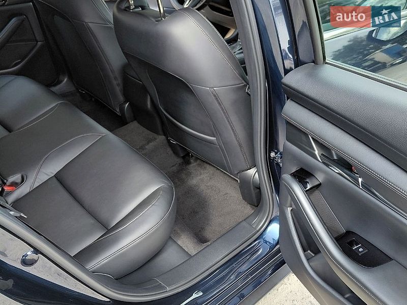 Хетчбек Mazda 3 2023 в Дніпрі