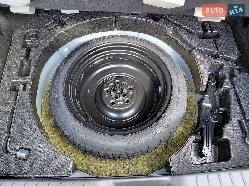 Хэтчбек Mazda 3 2023 в Днепре фото 13 Хэтчбек Mazda 3 2023 в Днепре