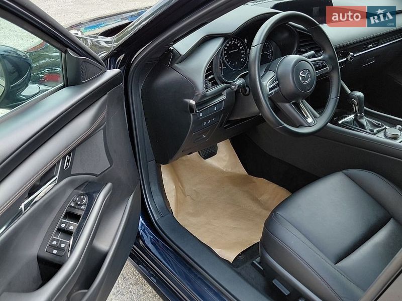 Хетчбек Mazda 3 2023 в Дніпрі