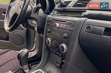 Хетчбек Mazda 3 2004 в Рівному