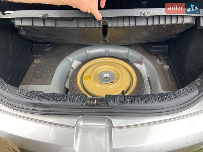 Хетчбек Mazda 3 2004 в Рівному