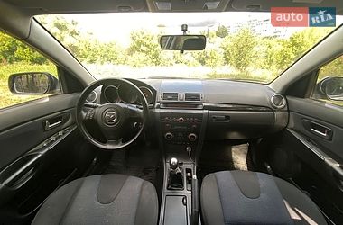 Седан Mazda 3 2004 в Харкові