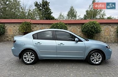 Седан Mazda 3 2007 в Черновцах