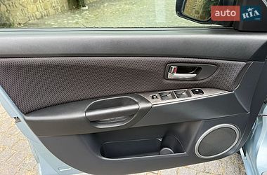 Седан Mazda 3 2007 в Черновцах
