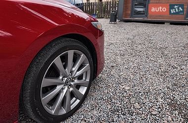 Седан Mazda 3 2019 в Стрию