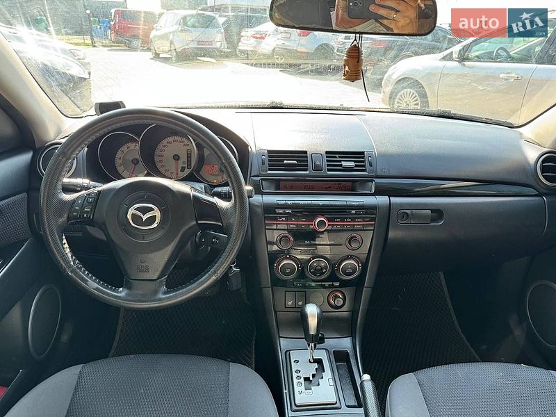Седан Mazda 3 2009 в Дніпрі