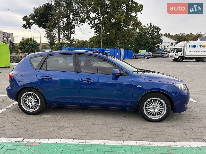 Хэтчбек Mazda 3 2003 в Умани