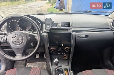 Хэтчбек Mazda 3 2003 в Умани
