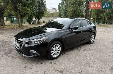 Седан Mazda 3 2016 в Харькове