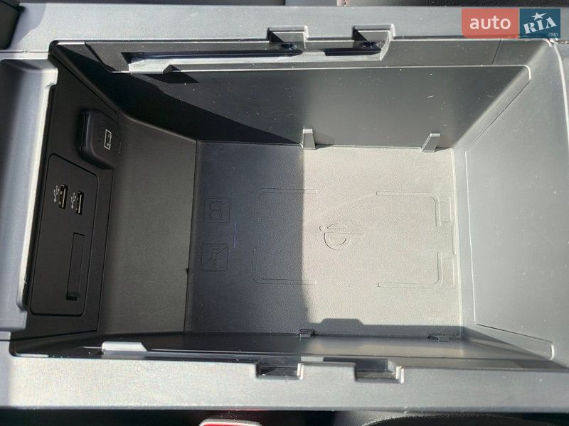 Седан Mazda 3 2023 в Полтаве