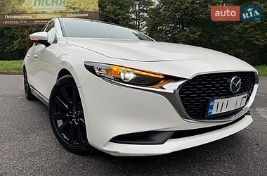 Седан Mazda 3 2021 в Трускавці