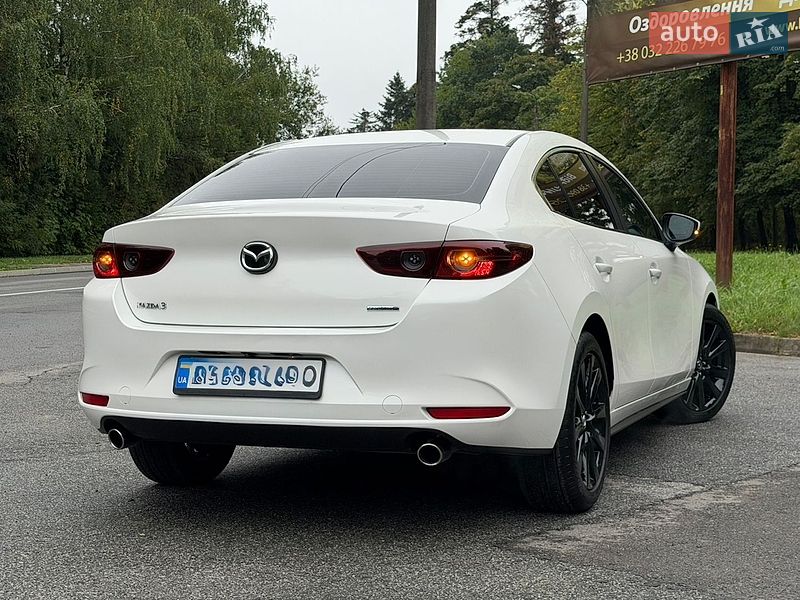 Седан Mazda 3 2021 в Трускавці