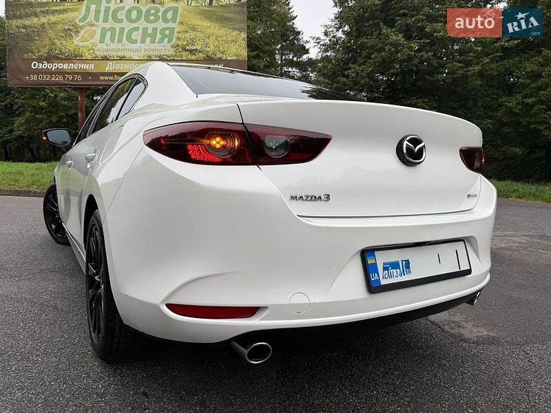Седан Mazda 3 2021 в Трускавці